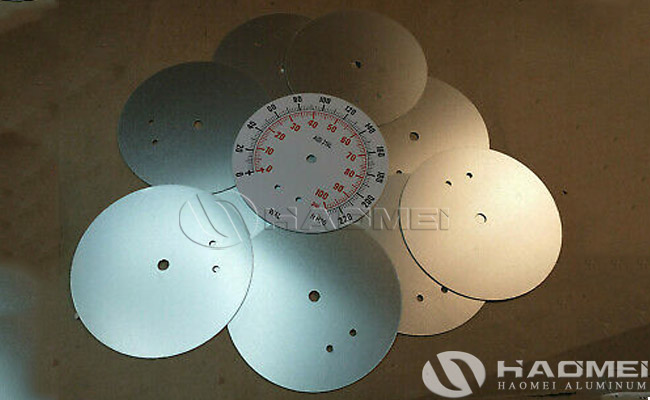 Round Metal Plate With Holes