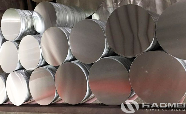 Round aluminium blanks discs